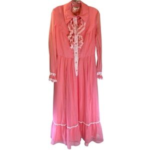 Vintage Pink Ruffle Prairie Dress – Barbiecore, Cottagecore, Romantic. Coco